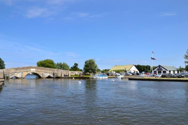 Fabulous 2 Bedroom Dog Friendly Chalet 5 Min Walk To Beach, Nr Gt Yarmouth & Norfolk Broads Scratby Екстер'єр фото