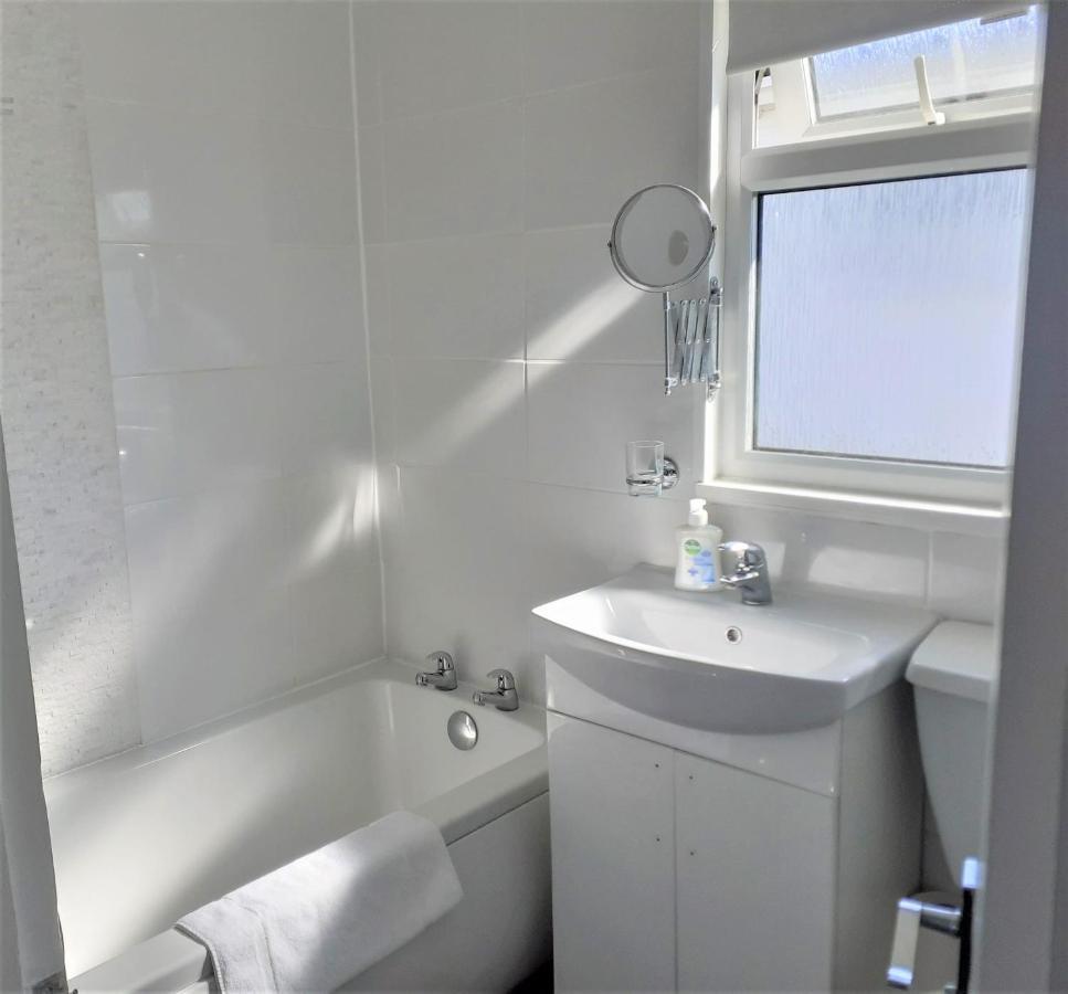 Fabulous 2 Bedroom Dog Friendly Chalet 5 Min Walk To Beach, Nr Gt Yarmouth & Norfolk Broads Scratby Екстер'єр фото